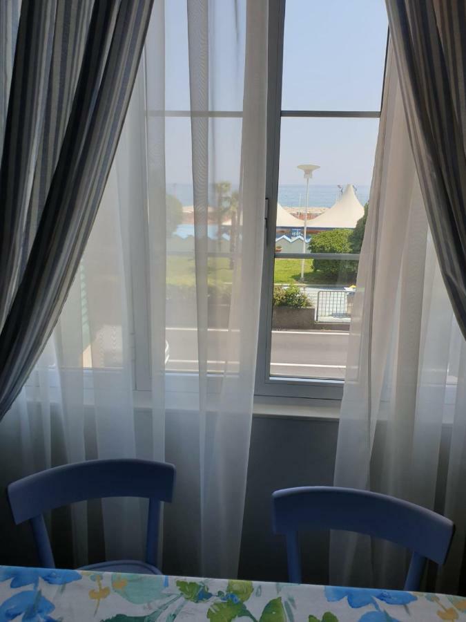 Maresuite Albissola Marina Ngoại thất bức ảnh